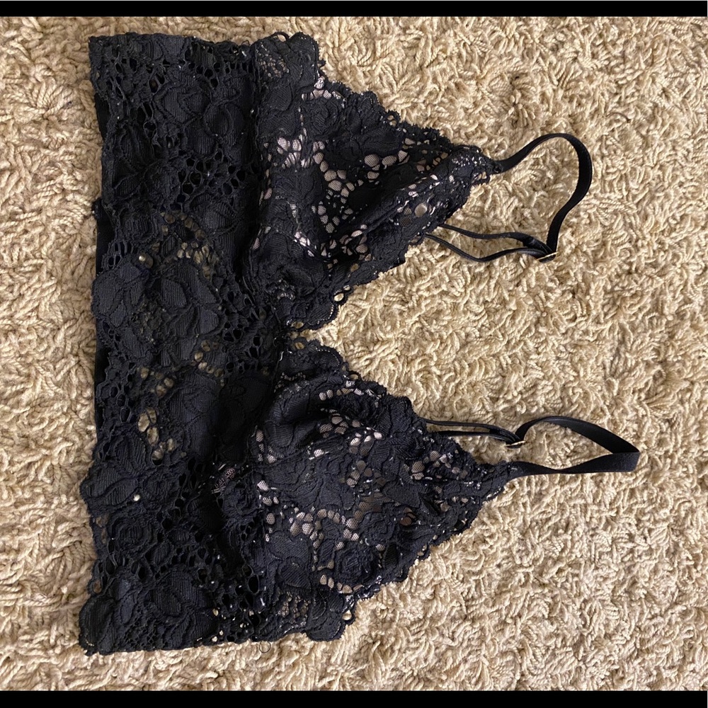 victoria’s secret lace bralette